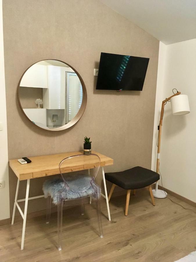 Apartments Besker Makarska Eksteriør bilde