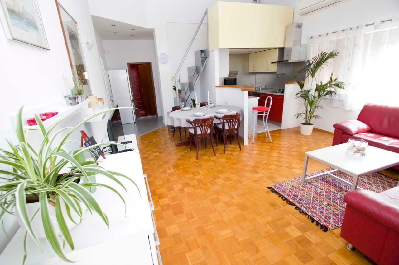Apartments Besker Makarska Eksteriør bilde